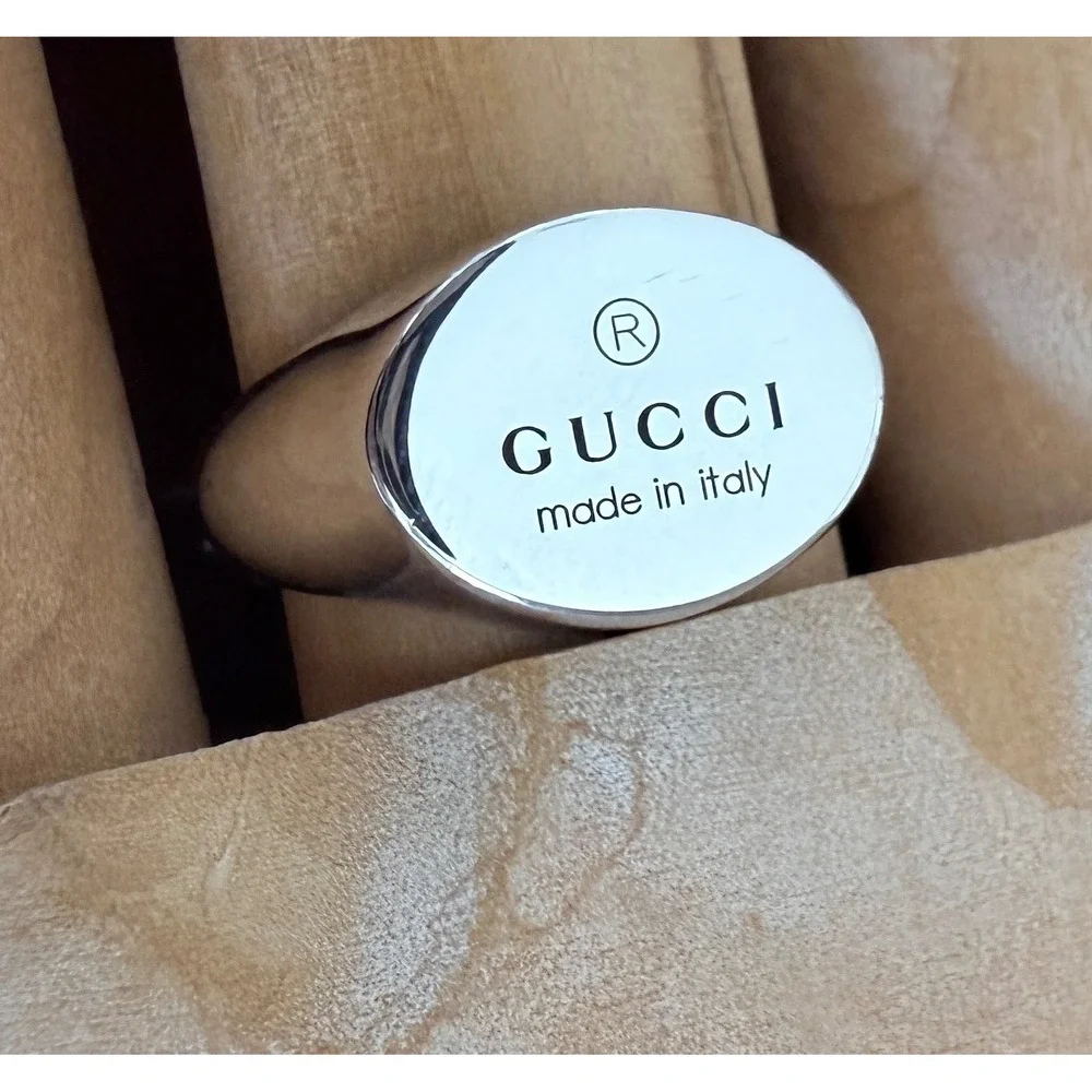 Gucci Sterling Silver Trademark Oval Plate Band Ring 797033, Sz 19 (US 9)